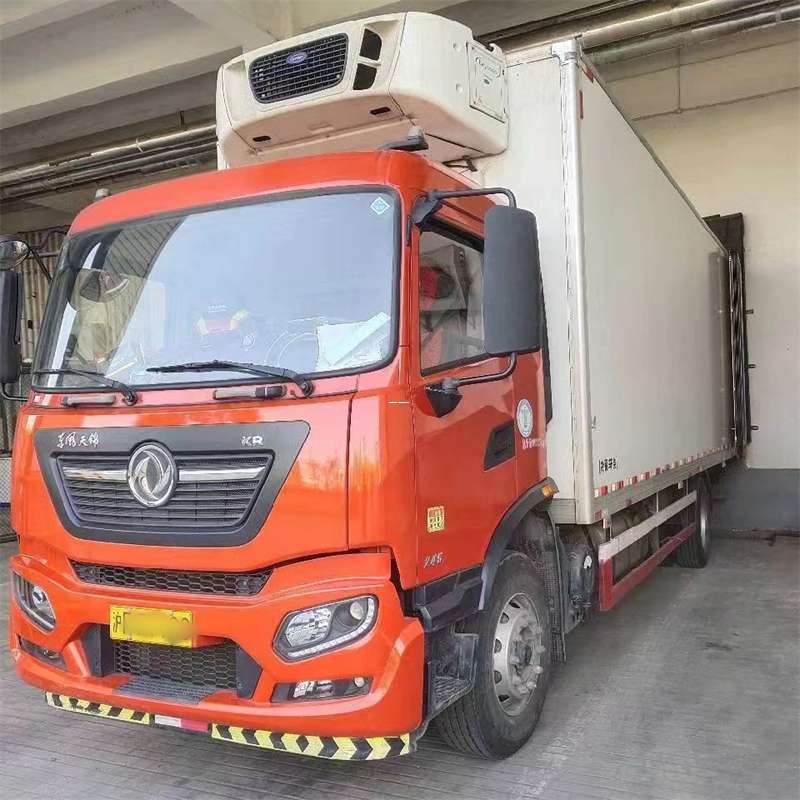 青岛市探索多元物流服务：从普货到冷链的运输之旅
