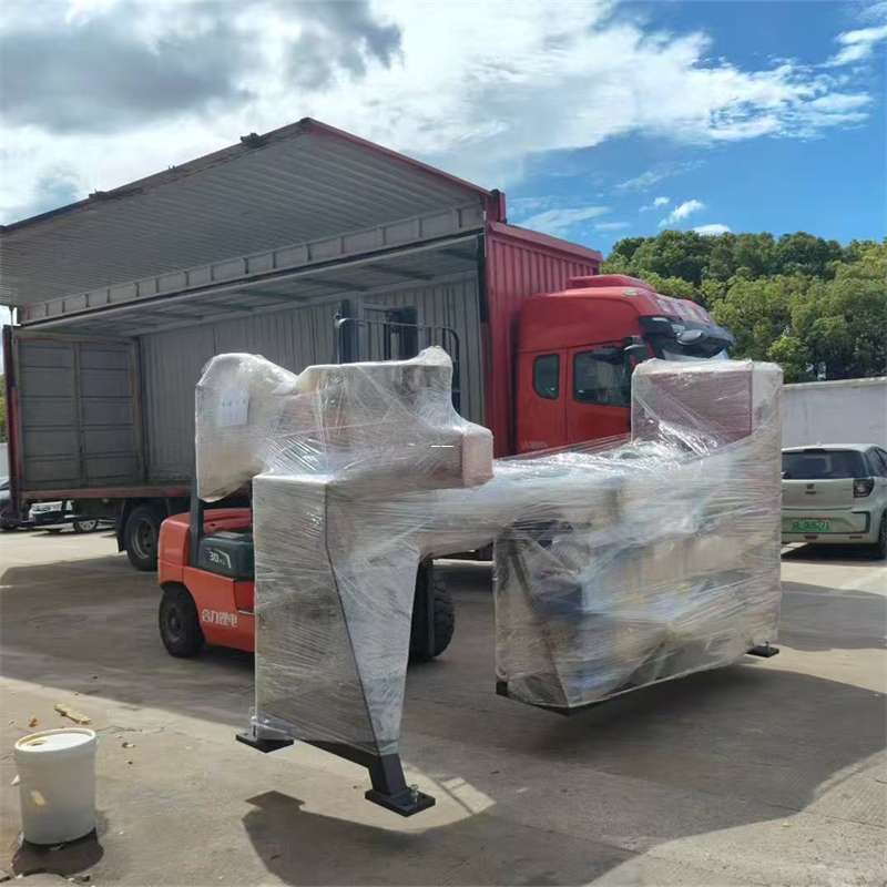 青岛市探索多元物流服务：从普货到冷链的运输之旅